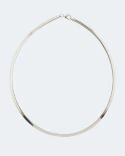 Omegareif Im Bicolor-Look -Heim- Und Modegeschäft 53321526 2b4446a4 7be5 43fb b626 d60422594c11 pics640