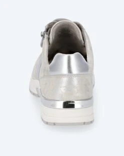 Sneaker Mit Metallic-Details -Heim- Und Modegeschäft 59614914 f07d772a fdc9 11ec 8f3c 5a72d431453d pics640