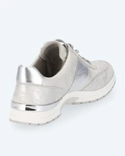Sneaker Mit Metallic-Details -Heim- Und Modegeschäft 59614919 f3bbc459 fdc9 11ec 8f3c 5a72d431453d pics640