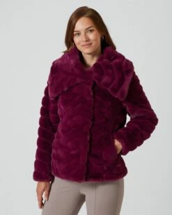 Jacke Aus Webpelz -Heim- Und Modegeschäft 59621721 a34ec0b0 0667 11ed 8f3c 5a72d431453d pics640