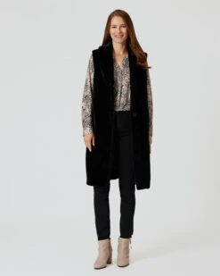 Couture Wendeweste -Heim- Und Modegeschäft 59632734 9e94b0cc 0d88 11ed 8e46 5a72d431453d pics640