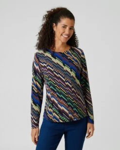 Shirt Im Schrägstreifen-Design 12 Shirt Im Schrägstreifen-Design -Heim- Und Modegeschäft 59637827 6afd774c 124a 11ed 9039 5a72d431453d pics640