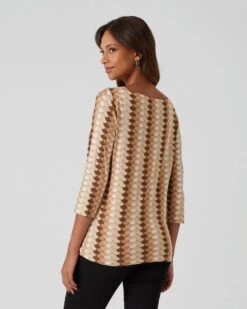 Shirt Mit Retro-Druck 17 Shirt Mit Retro-Druck -Heim- Und Modegeschäft 59644783 831af0af 195f 11ed 9039 5a72d431453d pics640