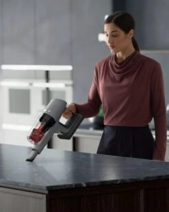 AEG Akkusauger Animal 8000 AP81AB25UG