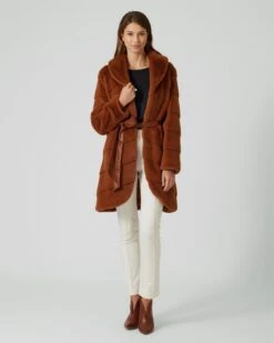 Webpelzmantel Mit Gürtel -Heim- Und Modegeschäft 59655173 0919ca5e 2900 11ed 9039 5a72d431453d pics640