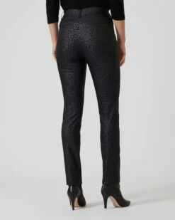 Magic Hose Mit Leodruck -Heim- Und Modegeschäft 59662385 d5bffdb9 341a 11ed 9039 5a72d431453d pics640