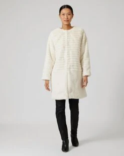 Webpelzmantel 18 Webpelzmantel -Heim- Und Modegeschäft 59664909 dcf65563 3802 11ed 9039 5a72d431453d pics640