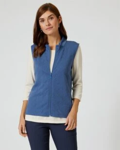 Weste Im Muster-Stepp -Heim- Und Modegeschäft 59679258 2ea1f8f3 4878 11ed 9039 5a72d431453d pics640