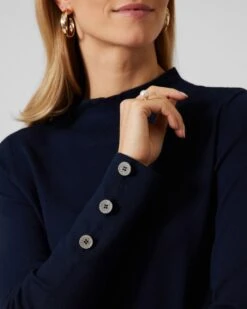 Pullover Mit Schmuckknöpfen 24 Pullover Mit Schmuckknöpfen -Heim- Und Modegeschäft 59692490 8fa137c0 5b56 11ed 9039 5a72d431453d pics640