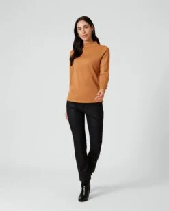 Pullover Mit Schmuckknöpfen 20 Pullover Mit Schmuckknöpfen -Heim- Und Modegeschäft 59707012 30036c9b 6cc7 11ed a353 5a72d431453d pics640