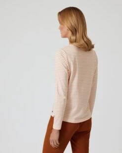 Shirt Mit Streifen 37 Shirt Mit Streifen -Heim- Und Modegeschäft 59720471 40e3c318 7d33 11ed a353 5a72d431453d pics640