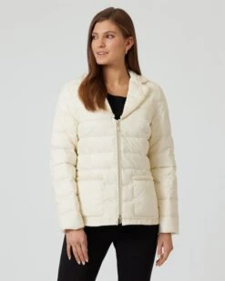 Steppjacke Mit Perlenbesatz -Heim- Und Modegeschäft 59722283 49fc5a39 8047 11ed a353 5a72d431453d pics640