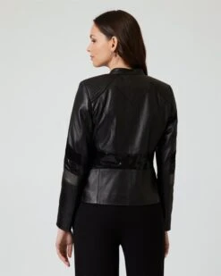 Lederjacke Im Patch-Design -Heim- Und Modegeschäft 59755466 946eb55d ab6c 11ed a353 5a72d431453d pics640