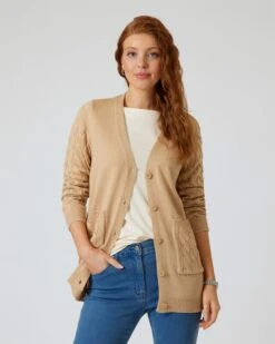 Longcardigan Mit Zopfmuster 13 Longcardigan Mit Zopfmuster -Heim- Und Modegeschäft 59776354 9d492ce9 c709 11ed 9083 5a72d431453d pics640