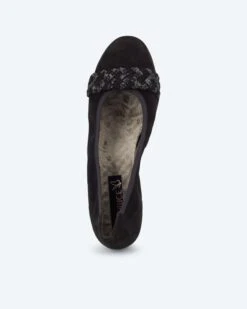 Caprice Ballerina Mit Flechtdeko 26 Caprice Ballerina Mit Flechtdeko -Heim- Und Modegeschäft 59786481 7da319ba d2b4 11ed 9083 5a72d431453d pics640