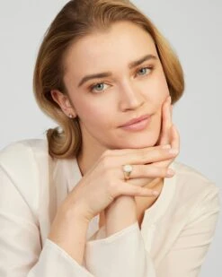 Ring Mit Opal Und Zirkon -Heim- Und Modegeschäft 59801072 ac94336b cc6c 11ec a9cd 5a72d431453d pics640