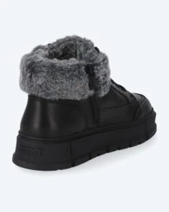 Caprice Sneaker High Top Mit Fell -Heim- Und Modegeschäft 59807487 cef6b544 ea59 11ed 9083 5a72d431453d pics640