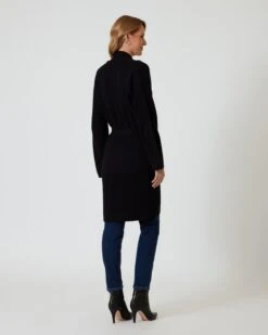 Strickjacke In Langer Form -Heim- Und Modegeschäft 59821341 5ba4e612 0048 11ee 9169 5a72d431453d pics640