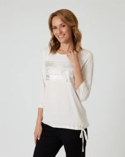 Shirt Mit Glanzdruck -Heim- Und Modegeschäft 59821488 ae69e0f9 0048 11ee 9169 5a72d431453d pics640