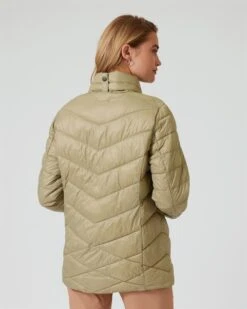 Steppjacke Light -Heim- Und Modegeschäft 59823006 45a50084 036c 11ee 9169 5a72d431453d pics640