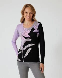 Pullover Mit Blumenprint -Heim- Und Modegeschäft 59824212 07fb09ae 044b 11ee 9169 5a72d431453d pics640