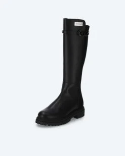 Langschaftstiefel Mit Kette -Heim- Und Modegeschäft 59826037 f60fd0b6 069b 11ee 9169 5a72d431453d pics640