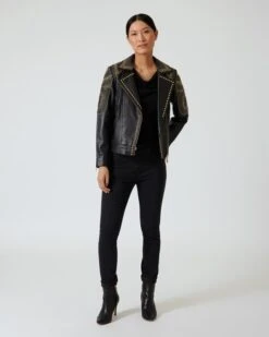 Lederjacke Mit Nieten