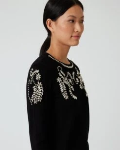 Pullover Mit Steinchenverzierung -Heim- Und Modegeschäft 59826319 f51b05ce 06a9 11ee 9169 5a72d431453d pics640