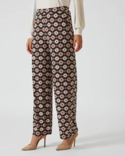 Schlupfhose Mit Grafikdruck -Heim- Und Modegeschäft 59827600 f7fa0c13 09be 11ee 9169 5a72d431453d pics640