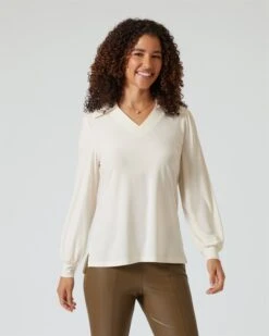 Blusenshirt Mit Blusenkragen -Heim- Und Modegeschäft 59827606 fb7eb639 09be 11ee 9169 5a72d431453d pics640