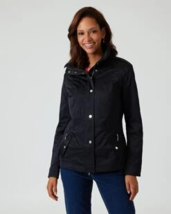 Jacke Im Unidesign -Heim- Und Modegeschäft 59828165 3fcd60d6 0a80 11ee 9169 5a72d431453d pics640