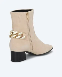 Caprice Stiefelette Mit Kette -Heim- Und Modegeschäft 59828429 2c885e04 0a99 11ee 9169 5a72d431453d pics640