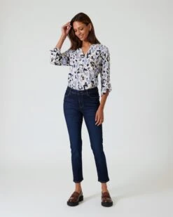 Jeans Mit Schmalem Bein -Heim- Und Modegeschäft 59828941 9300d74e 0b5d 11ee 9169 5a72d431453d pics640