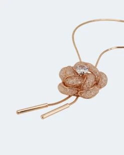 Y-Collier Mit Blüte Und Deko-Kristallen 18 Y-Collier Mit Blüte Und Deko-Kristallen -Heim- Und Modegeschäft 59829171 d3bd2f60 0b79 11ee 9169 5a72d431453d pics640