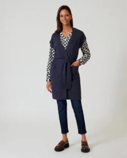 Lange Strickweste -Heim- Und Modegeschäft 59829411 6c6ff965 0c21 11ee 9169 5a72d431453d pics640