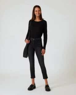 Jeans Mit Schmalem Bein -Heim- Und Modegeschäft 59829460 92daf841 0c21 11ee 9169 5a72d431453d pics640