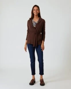 Strickjacke Mit Gürtel -Heim- Und Modegeschäft 59829526 d0a92b65 0c21 11ee 9169 5a72d431453d pics640