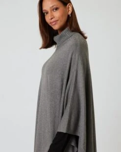 Strickponcho Mit Kaschmir -Heim- Und Modegeschäft 59829541 dbe6369d 0c21 11ee 9169 5a72d431453d pics640