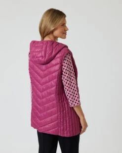 Longweste Gesteppt -Heim- Und Modegeschäft 59832848 07a577a0 11bb 11ee 9169 5a72d431453d pics640