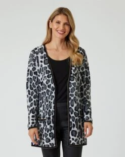 Flauschgarn-Jacke -Heim- Und Modegeschäft 59833284 d1d146b3 13f3 11ee 9169 5a72d431453d pics640