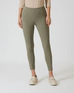 Power-Stretch Hose "Tessa" -Heim- Und Modegeschäft 59838080 a4538a3c 1745 11ee 9169 5a72d431453d pics640