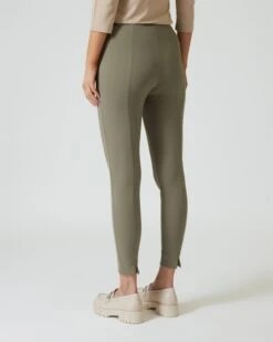 Power-Stretch Hose "Tessa" -Heim- Und Modegeschäft 59838081 a4b5e2dd 1745 11ee 9169 5a72d431453d pics640