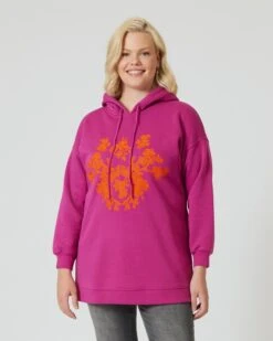 Hoodie Mit Stickerei -Heim- Und Modegeschäft 59839416 1861f768 1a3c 11ee 8f6f 5a72d431453d pics640
