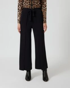 Wickelhose -Heim- Und Modegeschäft 59843201 11d61e23 0504 11ee 9169 5a72d431453d pics640