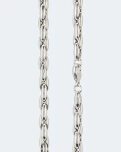 Collier Im Fantasiedesign