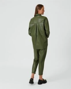 Bluse Und Hose Aus Veganem Leder 11 Bluse Und Hose Aus Veganem Leder -Heim- Und Modegeschäft 59844560 31180089 2096 11ee 8f6f 5a72d431453d pics640