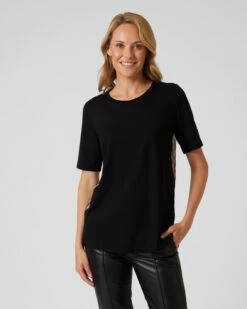 Shirt Mit Seidenrücken -Heim- Und Modegeschäft 59848929 69a16230 254a 11ee 8f6f 5a72d431453d pics640