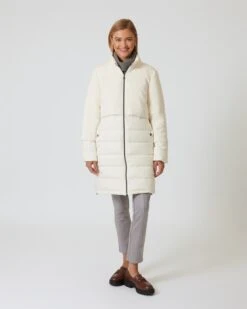 Steppmantel Mit Kapuze -Heim- Und Modegeschäft 59857493 0d0090c8 2ac0 11ee 8f6f 5a72d431453d pics640