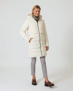 Steppmantel Mit Kapuze -Heim- Und Modegeschäft 59857506 12eefa75 2ac0 11ee 8f6f 5a72d431453d pics640