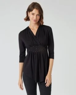 Shirt Mit Verzierter Taille -Heim- Und Modegeschäft 59858635 483f6675 2b9a 11ee 8f6f 5a72d431453d pics640